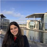 Diplomata al liceo classico e frequentante del primo anno di ingegneria elettronica, offro ripetizioni a ragazzi di medie e superiori